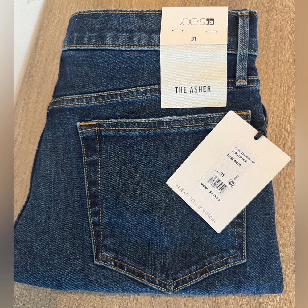 Joe’s Jeans The Asher Slim Fit Jeans. Size 31. NWT! Retail $208. Color: Larrabee